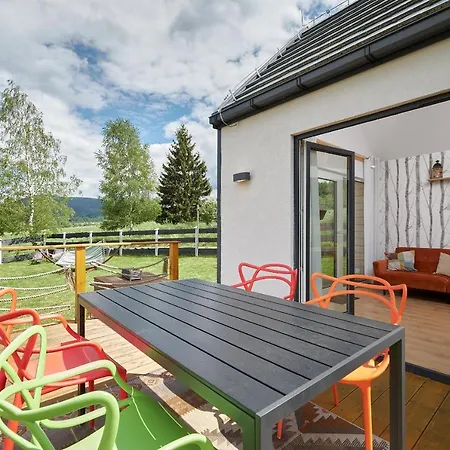 Sarnia Laka 2 Z Prywatnym Jacuzzi Ferienhaus *