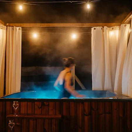 Sarnia Laka 2 Z Prywatnym Jacuzzi * Строне-Слёнске