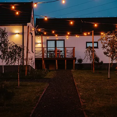 Sarnia Laka 2 Z Prywatnym Jacuzzi Ferienhaus